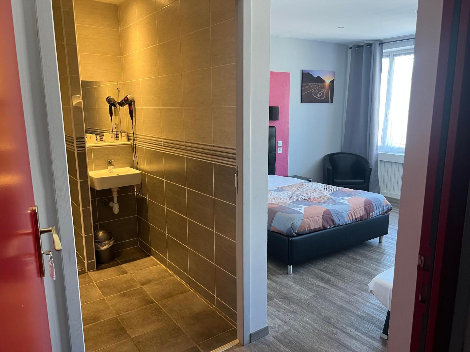 Hotel Des 2 Gares Осер Екстер'єр фото
