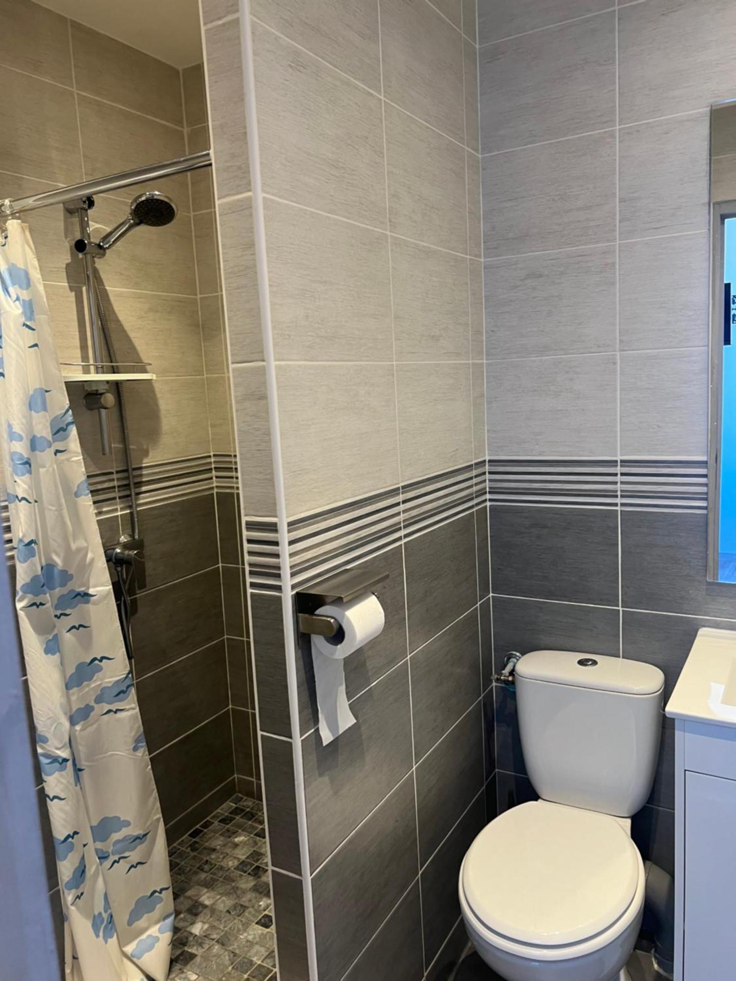 Hotel Des 2 Gares Осер Екстер'єр фото