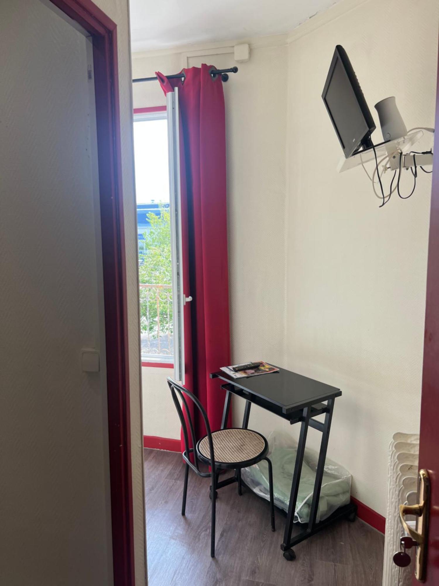 Hotel Des 2 Gares Осер Екстер'єр фото